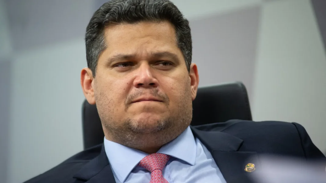 votar-impeachment-de-ministros-do-stf-no-senado-so-causaria-problemas,-diz-alcolumbre