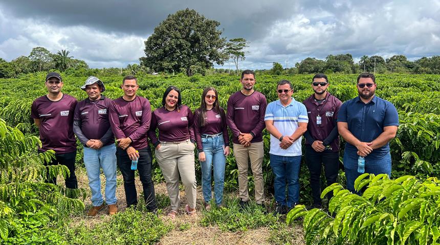 gonzaga-visita-complexo-do-cafe,-sitio-colonial-e-apresenta-ao-secretario-de-feijo-potencial-da-cafeicultura-no-jurua