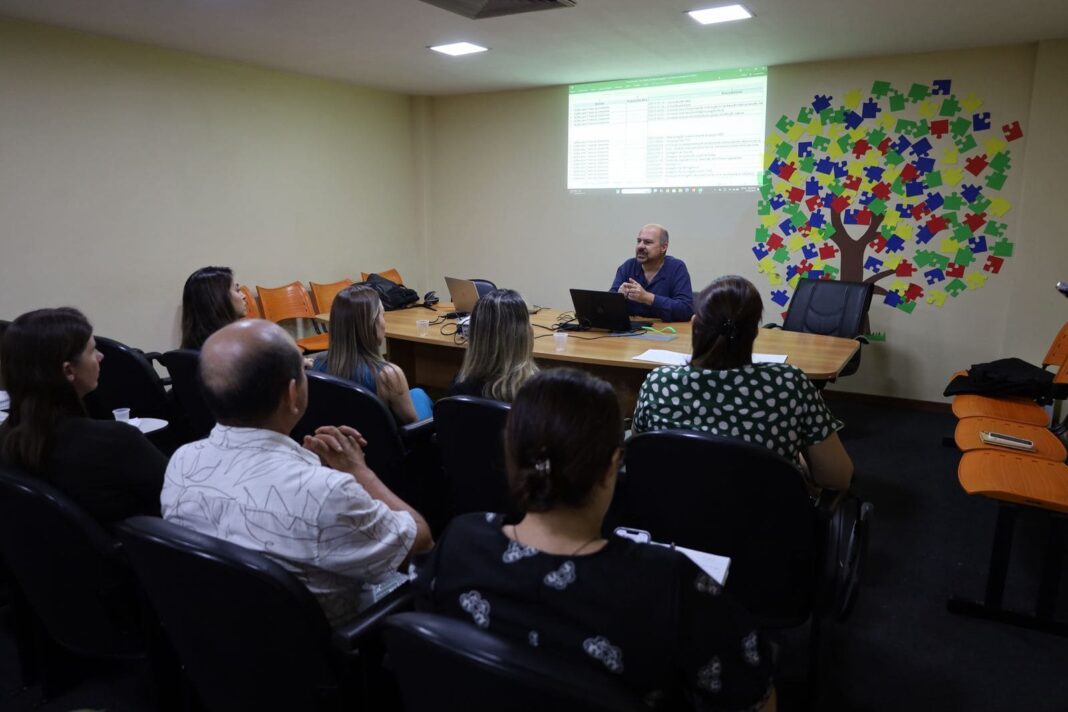 saude-do-acre-realiza-oficina-para-programacao-das-acoes-e-servicos-de-saude-na-atencao-especializada