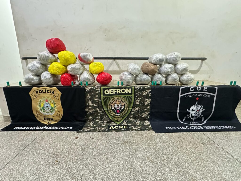 PCAC integra operação no Juruá e realiza prisão de brasileiros e peruano, com apreensão de 30 quilos de entorpecentes, munições e arma de fogo | Cidade AC News – Notícias do Acre