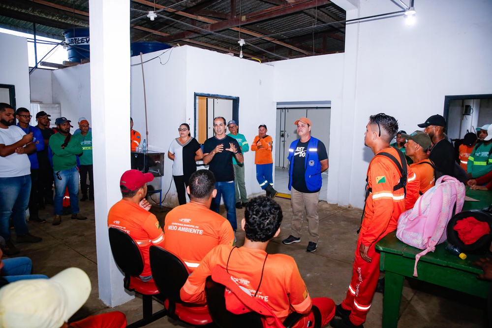 Prefeitura reforça efetivo de servidores para serviços de limpeza de Cruzeiro do Sul | Cidade AC News – Notícias do Acre