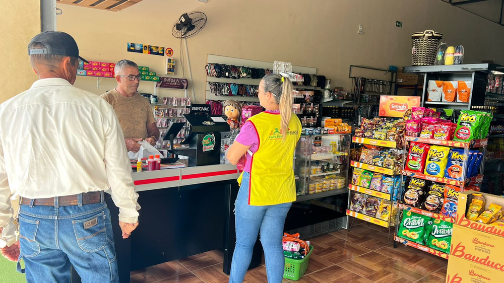 Prefeitura de Assis Brasil realiza ação de combate à dengue no KM 02 | Cidade AC News – Notícias do Acre