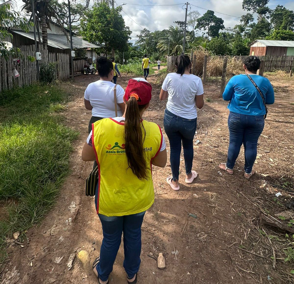 Prefeitura de Assis Brasil realiza ação de combate à dengue no KM 02 | Cidade AC News – Notícias do Acre