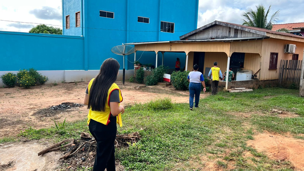 Prefeitura de Assis Brasil realiza ação de combate à dengue no KM 02 | Cidade AC News – Notícias do Acre