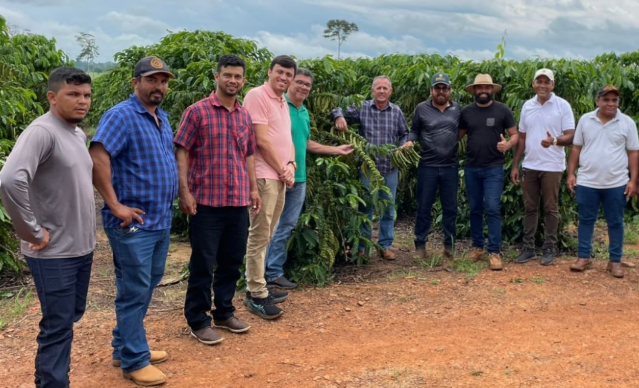 Prefeito Olavinho Boiadeiro recebe comitiva de Capixaba e apresenta sucesso do café como potencial econômico | Cidade AC News – Notícias do Acre