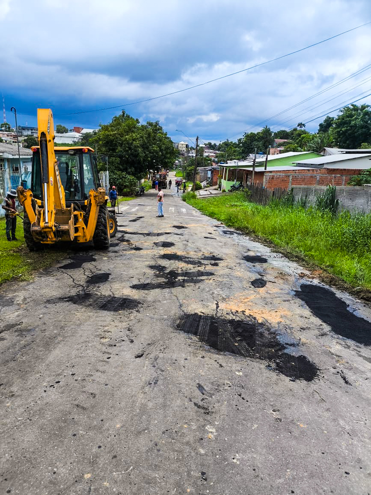 Prefeitura de Cruzeiro do Sul intensifica serviços de tapa buracos e limpeza pública | Cidade AC News – Notícias do Acre
