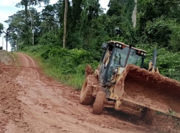 Manutenção no Ramal do Bengala: Trabalho em equipe para melhorar o sistema de drenagem | Cidade AC News – Notícias do Acre
