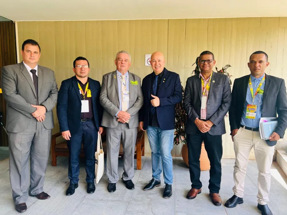 Em Brasília, prefeito Camilo da Silva avança em tratativas para instalação de Agência da Caixa Econômica Federal em Plácido de Castro e Lotérica em Vila Campinas | Cidade AC News – Notícias do Acre