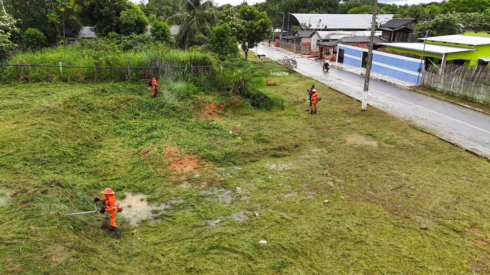 Prefeitura de Cruzeiro do Sul realiza mutirão de limpeza na vila Lagoinha | Cidade AC News – Notícias do Acre