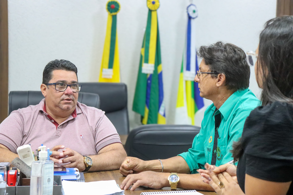 Prefeito Carlinhos do Pelado se reúne com a organização do Festival Internacional da Castanha | Cidade AC News – Notícias do Acre