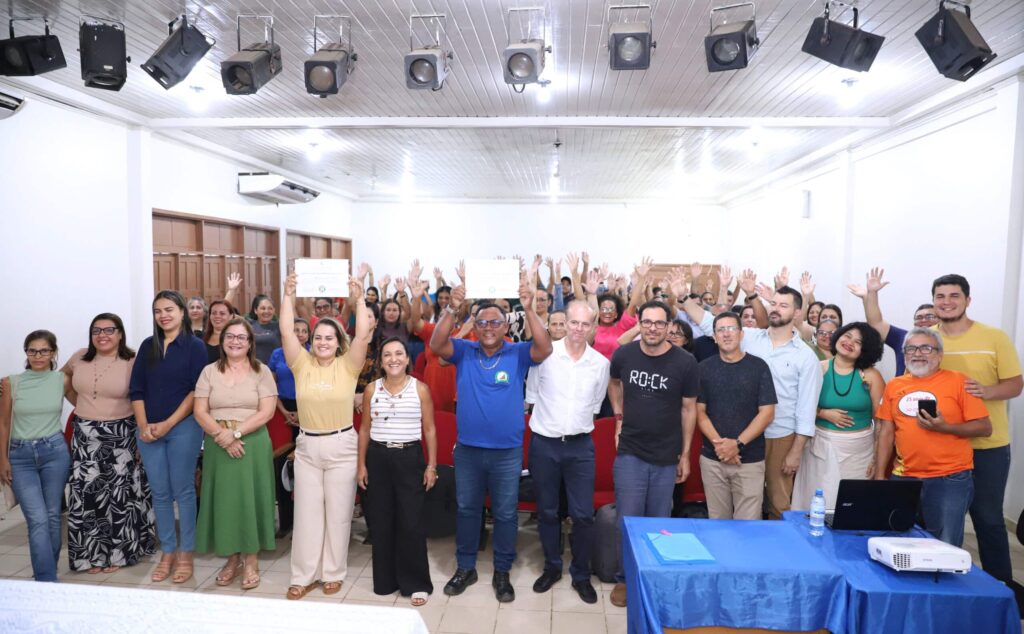 governo-e-ufac-certificam-133-professores-do-alto-acre-no-programa-escola-da-terra