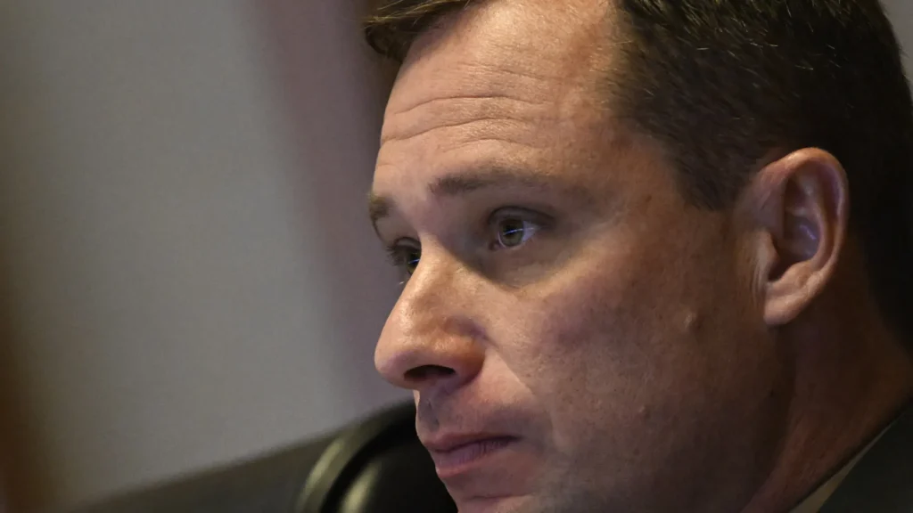 moraes-autoriza-viagem-de-mauro-cid-para-sao-paulo