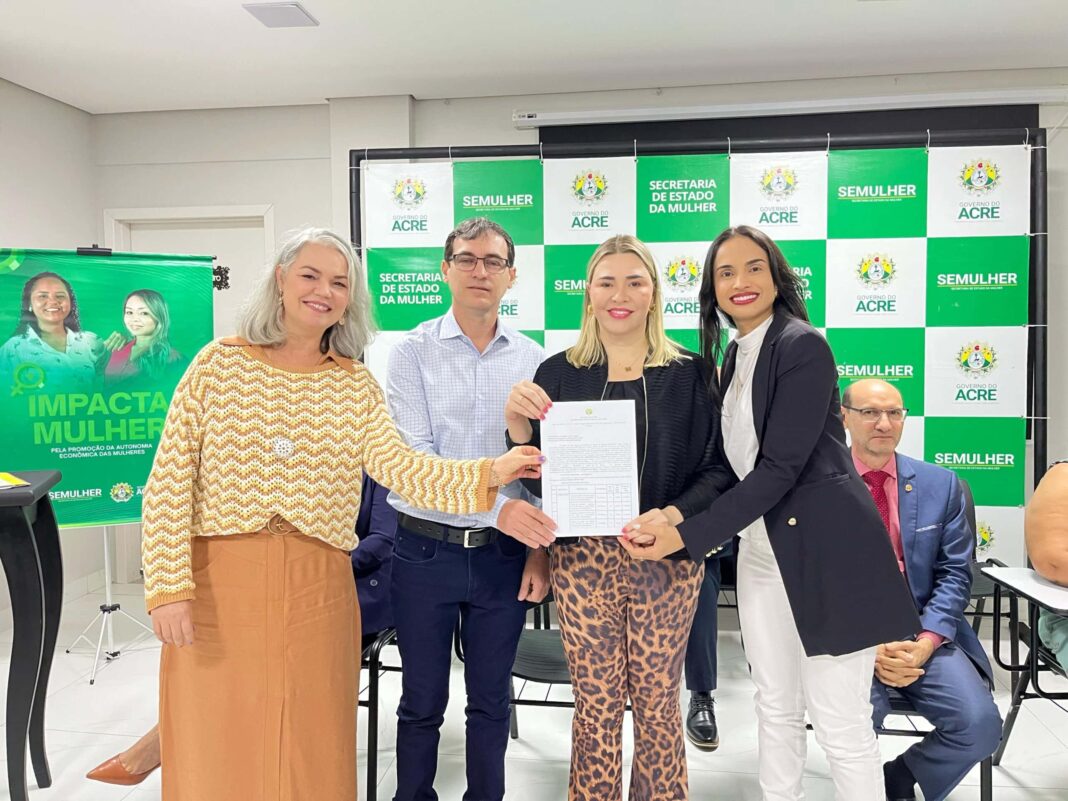 semulher,-senac-e-banco-da-amazonia-garantem-investimento-de-r$-571,8-mil-em-cursos-profissionalizantes-e-autonomia-financeira-para-mulheres-do-acre