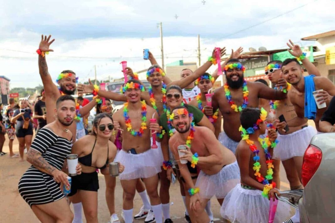 bloco-as-rolinhas-do-coronel-anima-o-carnaval-de-brasileia