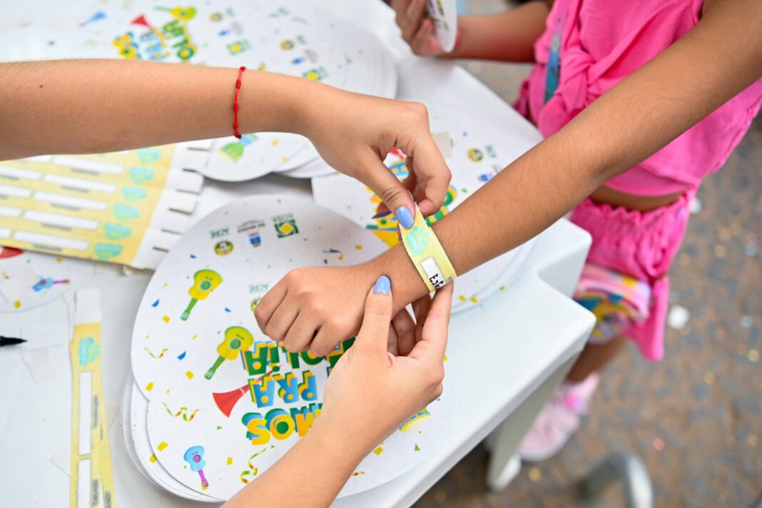 menores-de-idade-sao-identificados-na-entrada-do-carnaval-da-familia