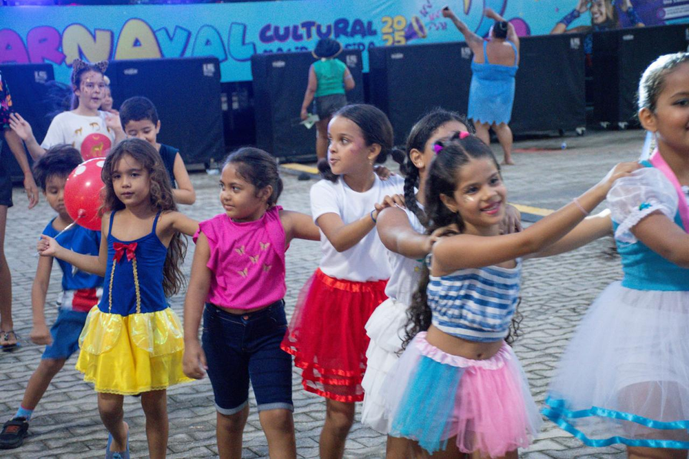 matine-infantil-anima-o-segundo-dia-de-carnaval-em-cruzeiro-do-sul