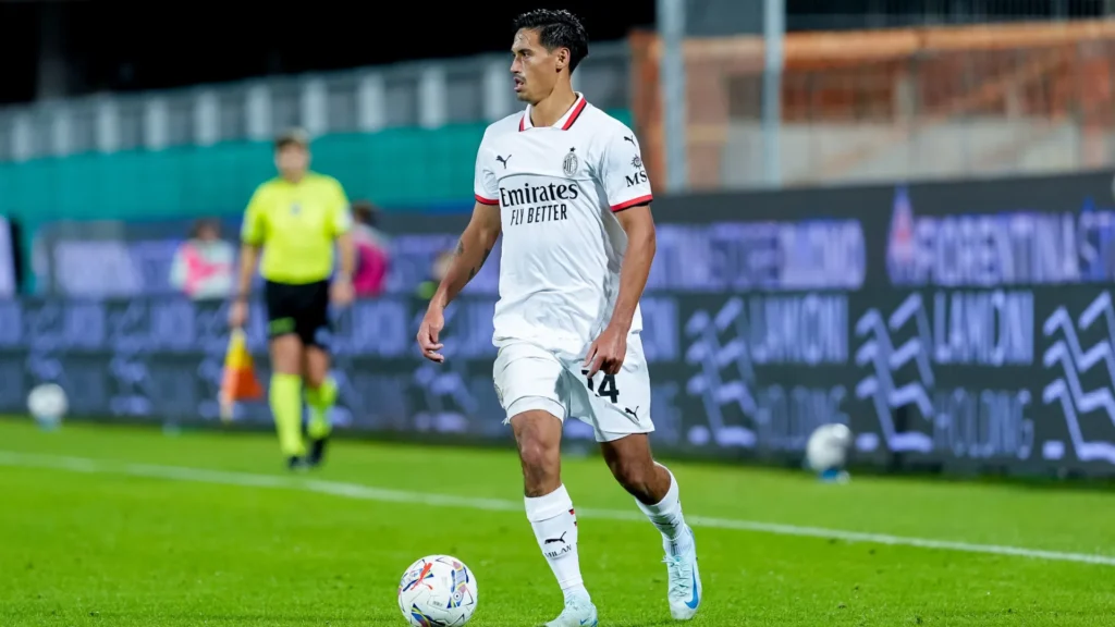 tijjani-reijnders-perto-de-renovar-contrato-com-o-milan-ate-2030