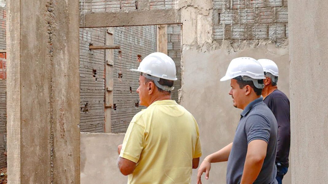 prefeito-de-rio-branco-visita-obras-de-creche-que-atendera-mais-de-300-criancas-na-capital