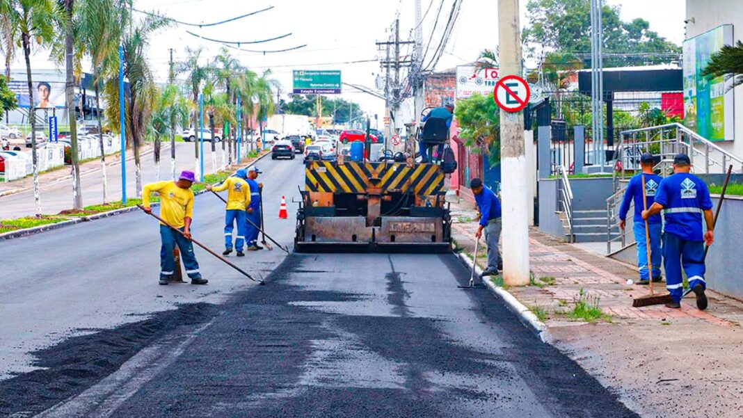 prefeitura-de-rio-branco-intensifica-obras-de-recapeamento-e-tapa-buracos-durante-feriado-de-carnaval