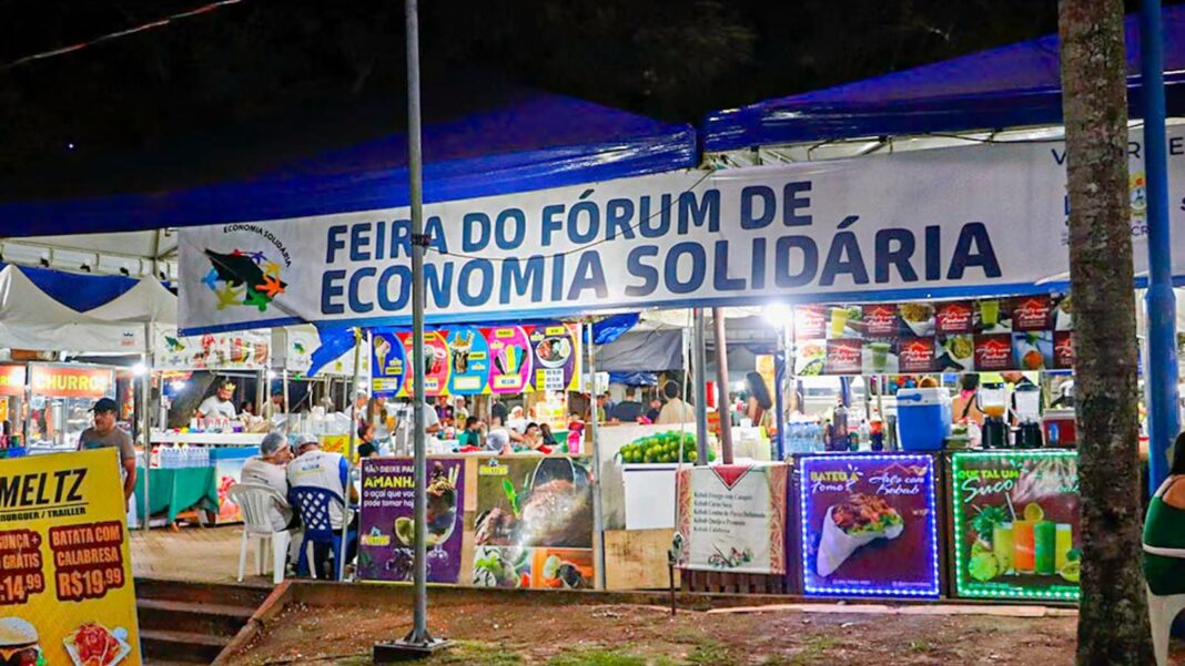 comerciantes-do-economia-solidaria-comemoram-sucesso-de-vendas-no-carnaval-da-familia-2025