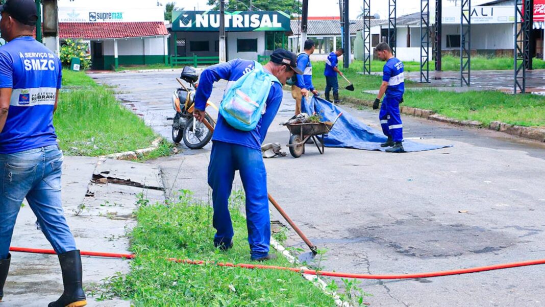 prefeitura-inicia-preparativos-para-atender-familias-desabrigadas-pela-enchente-do-rio-acre