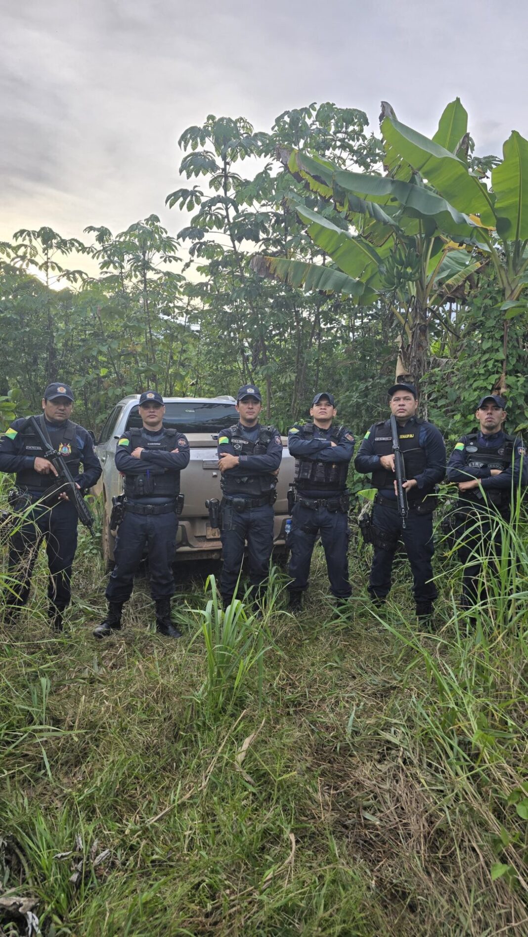 caminhonete-roubada-e-localizado-em-plantacao-de-bananas-em-acrelandia