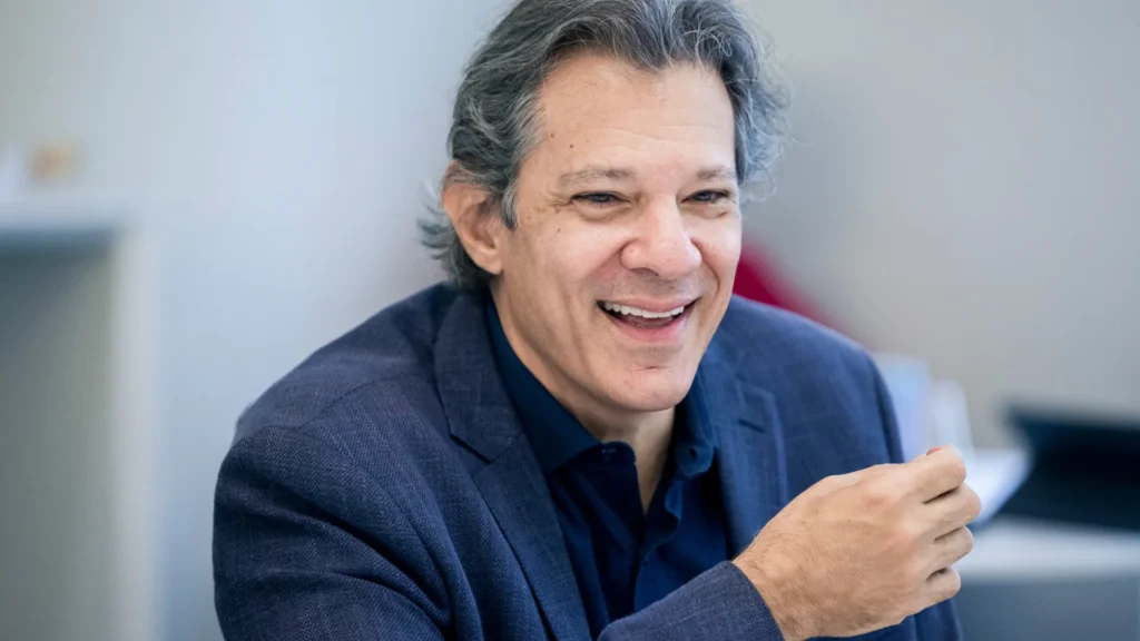 consulta-com-106-pessoas-na-faria-lima-nao-e-pesquisa,-diz-haddad-ao-comentar-quaest