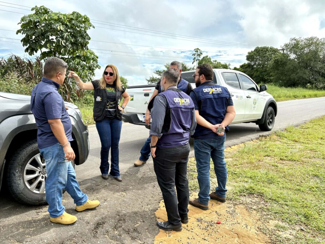 deracre-realiza-vistoria-tecnica-na-ac-198-para-iniciar-manutencao-da-estrada
