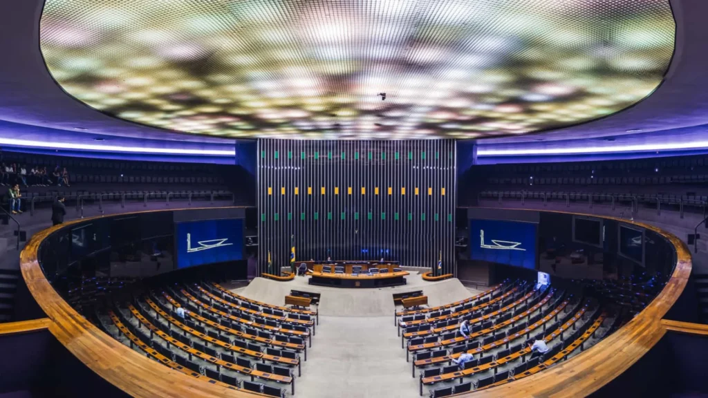 votacao-do-orcamento-de-2025-em-comissao-e-adiada-para-sexta-feira