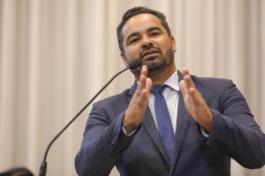 arlenilson-cunha-critica-julgamento-de-bolsonaro-e-pede-isencao-do-stf