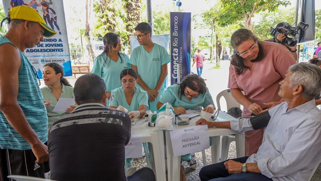prefeitura-de-rio-branco-realiza-programacao-de-prevencao-a-doencas-no-centro-da-cidade