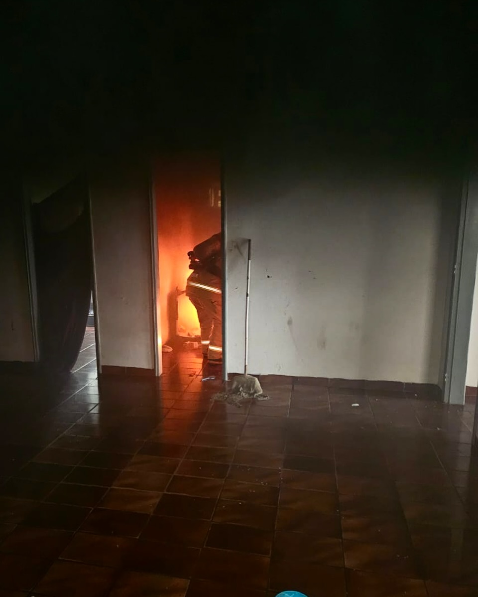 Princípio de incêndio em residência é controlado pelo Corpo de Bombeiros em Cruzeiro do Sul – Cidade AC News Princípio de incêndio em residência é controlado pelo Corpo de Bombeiros em Cruzeiro do Sul | Cidade AC News – Notícias do Acre