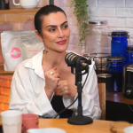 Cleo Pires desabafa sobre preconceito por falar sobre sexo: “Acabou me prejudicando”