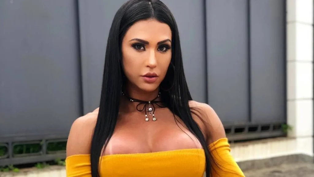 apos-deixar-bbb-25,-gracyanne-oferece-recompensa-por-cachorro-desaparecido