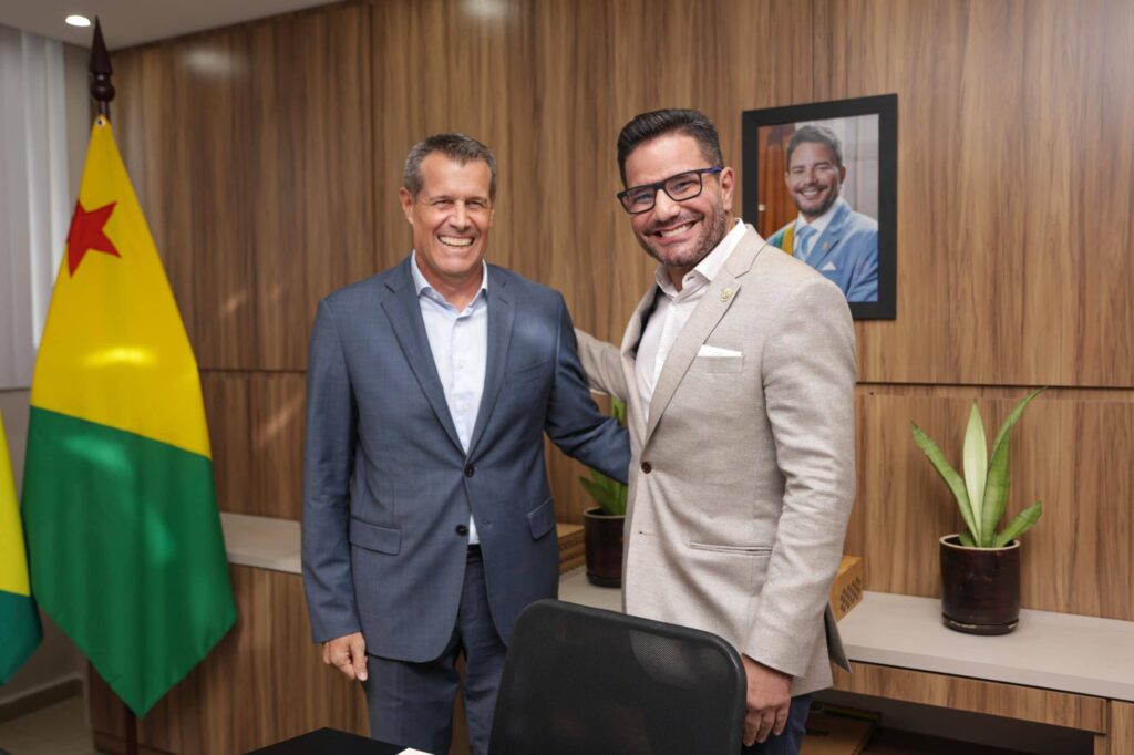 governador-gladson-cameli-recebe-embaixador-da-suica-para-discutir-parcerias-estrategicas
