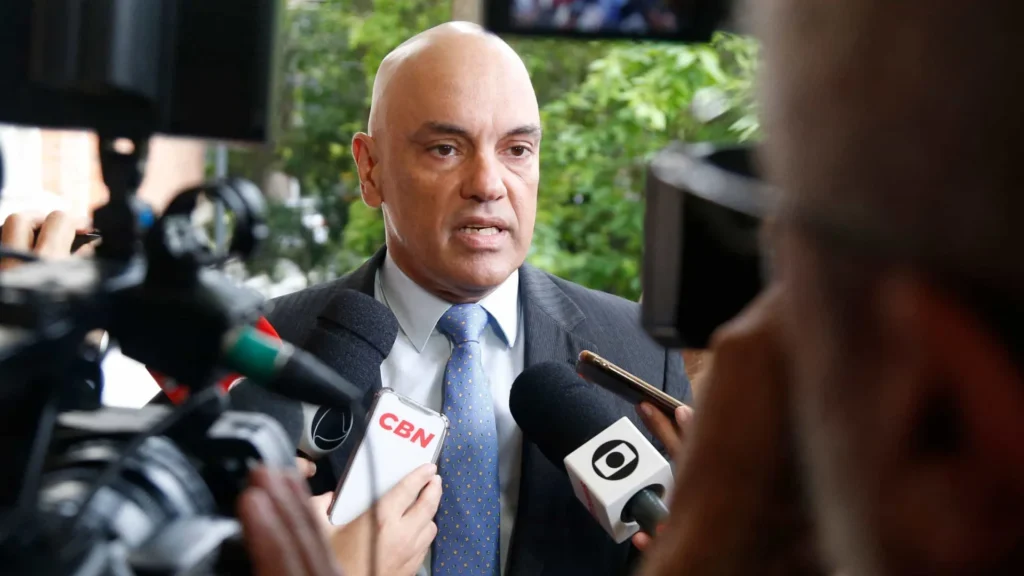 moraes-nega-pedido-para-prender-bolsonaro