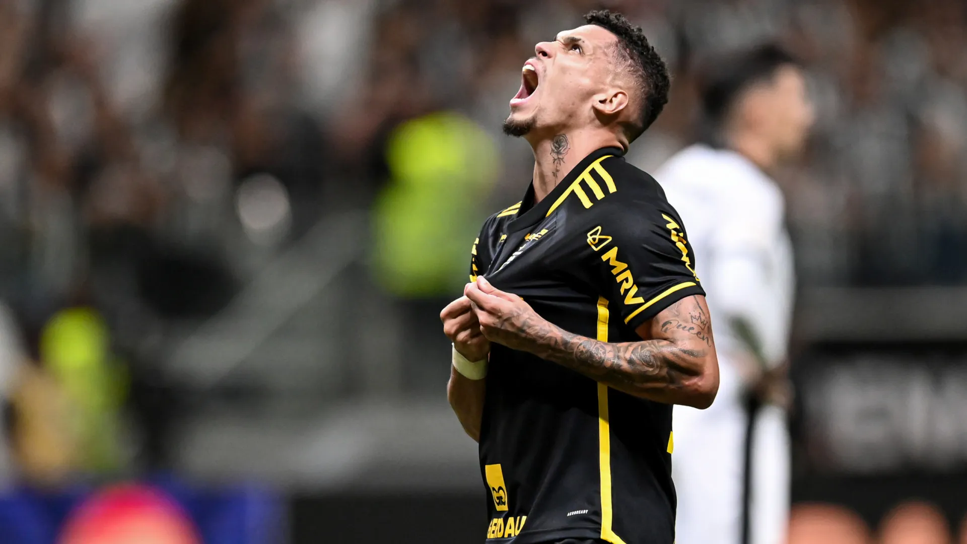compra-de-paulinho-por-palmeiras-aparece-quase-r$-50-milhoes-mais-cara-em-balanco