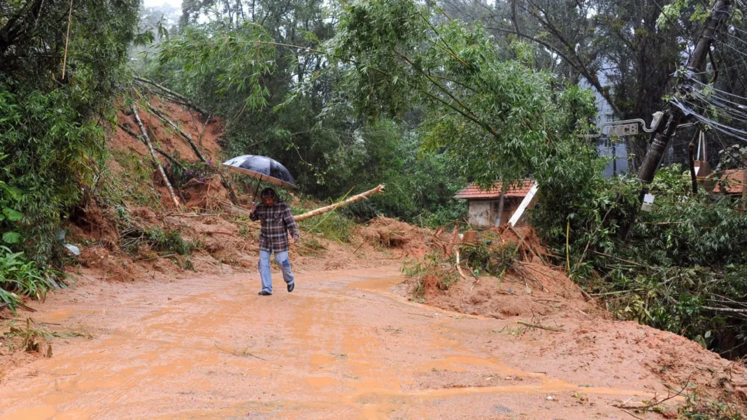 chuvas-deixam-mais-de-100-desalojados-em-angra-dos-reis,-no-rio