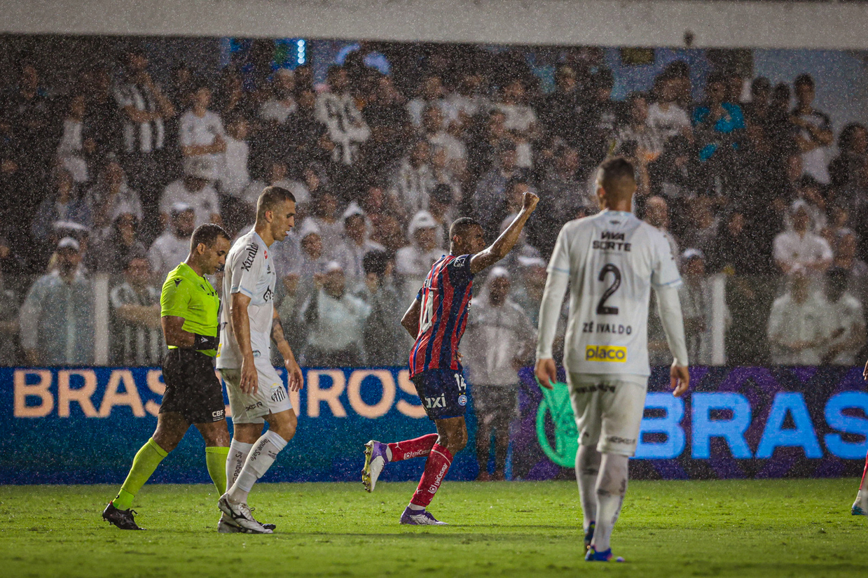 santos-vira-na-segunda-etapa,-mas-bahia-arranca-empate-nos-acrescimos