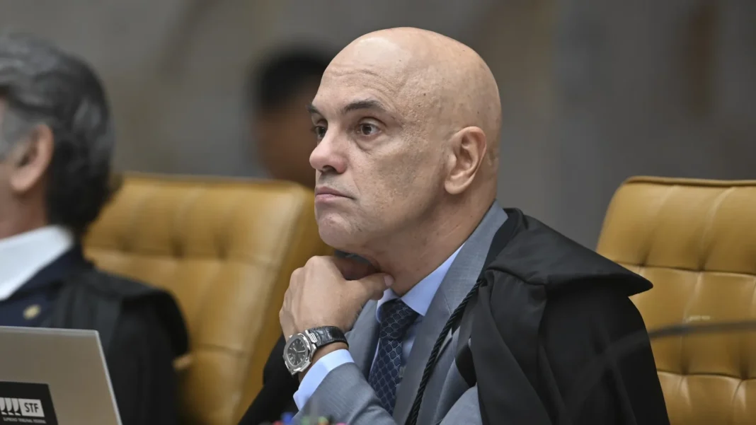 moraes-diz-que-presos-do-8/1-podem-receber-visita-de-autoridade-religiosa