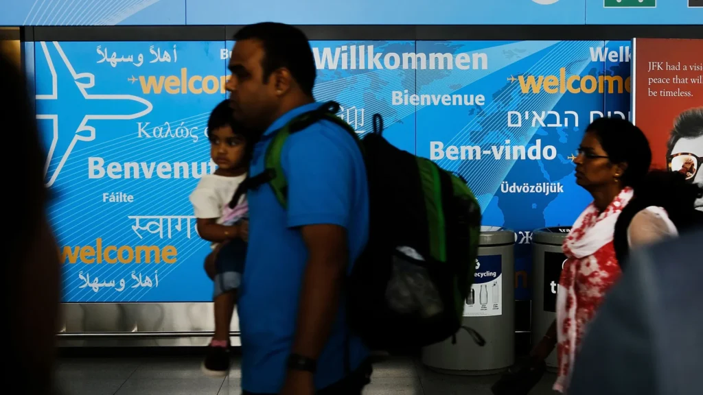 vai-viajar-para-os-eua?-agentes-podem-negar-sua-entrada-com-base-em-mensagens-e-redes-sociais