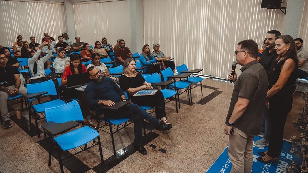 prefeitura-de-rio-branco-e-amac-promovem-capacitacao-para-gestores-educacionais