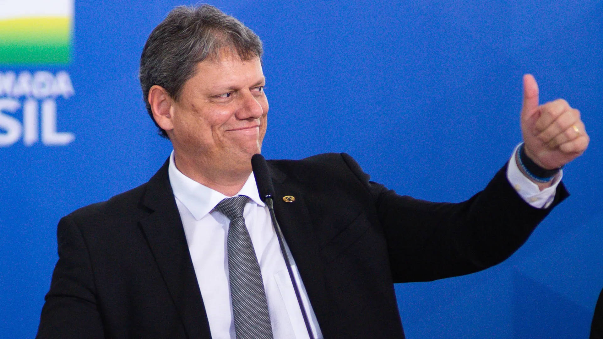 tarcisio-diz-que-tarifaco-de-trump-cria-oportunidade-para-sp-e-elogia-postura-de-lula