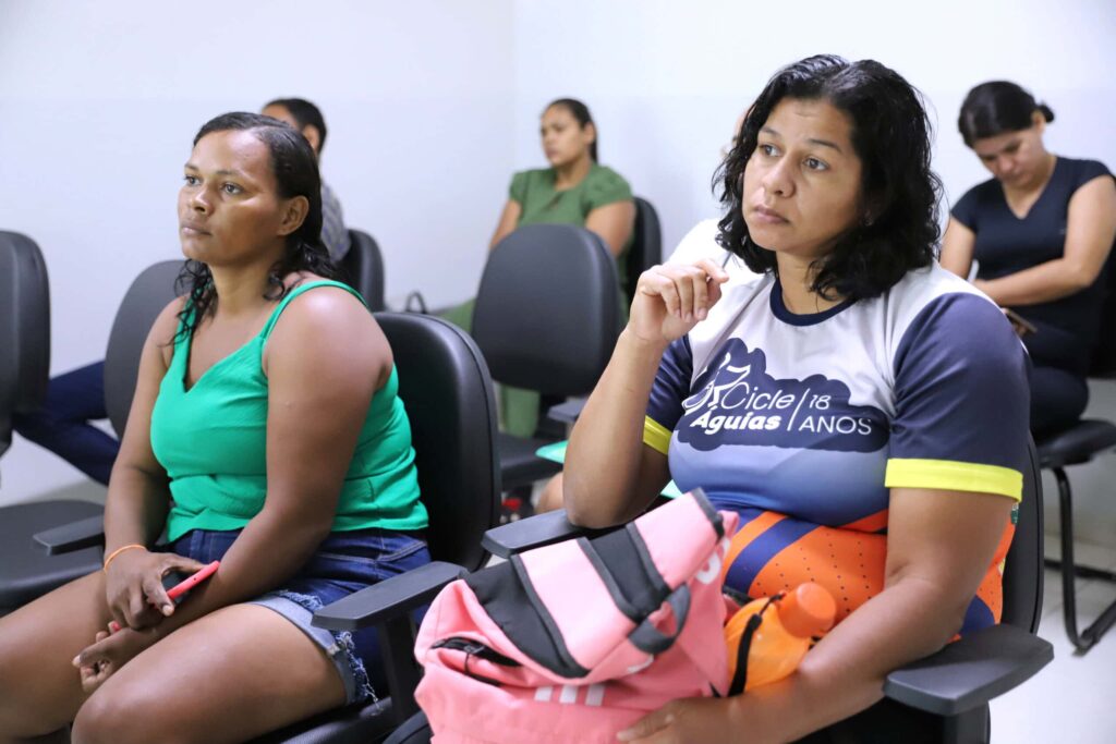 educacao-promove-palestra-para-familias-de-alunos-neurodivergentes-em-rio-branco