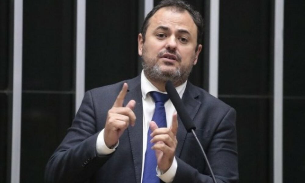 deputado-glauber-braga-inicia-greve-de-fome-contra-processo-de-cassacao-no-conselho-de-etica