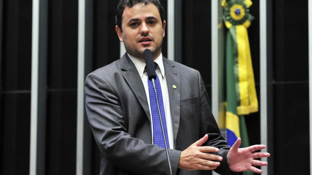 glauber-braga-anuncia-greve-de-fome-em-protesto-contra-processo-de-cassacao-de-mandato