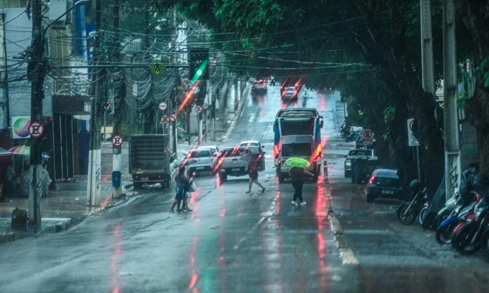 acre-tem-alerta-de-chuvas-intensas-com-ventos-de-ate-100-km/h
