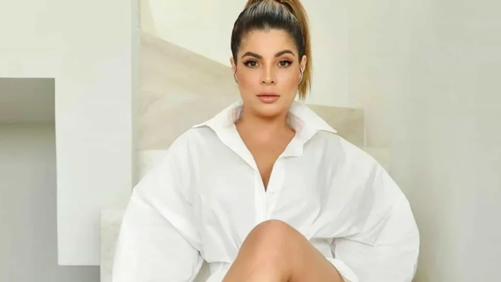 gkay-e-barrada-em-aeroporto-ao-nao-ser-reconhecida-nos-proprios-documentos