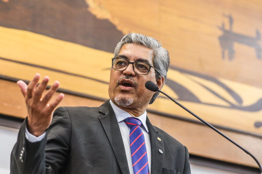 edvaldo-magalhaes-destaca-importancia-do-programa-“abrindo-portas-para-o-primeiro-emprego”