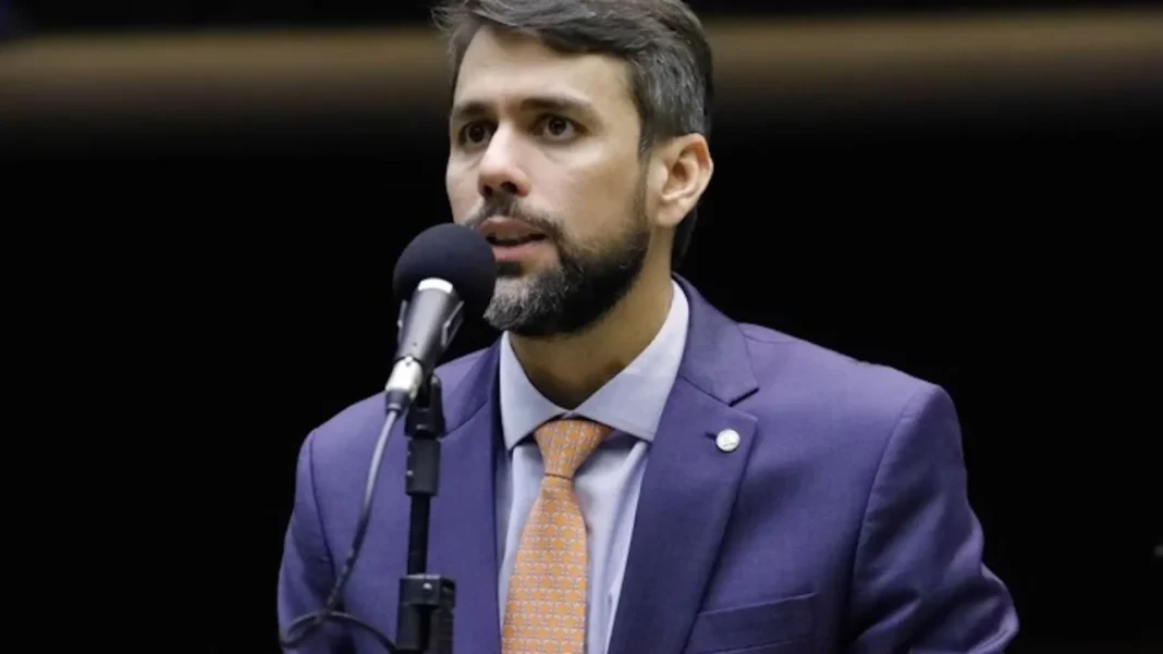 governo-lula-anuncia-pedro-lucas-como-novo-ministro-das-comunicacoes